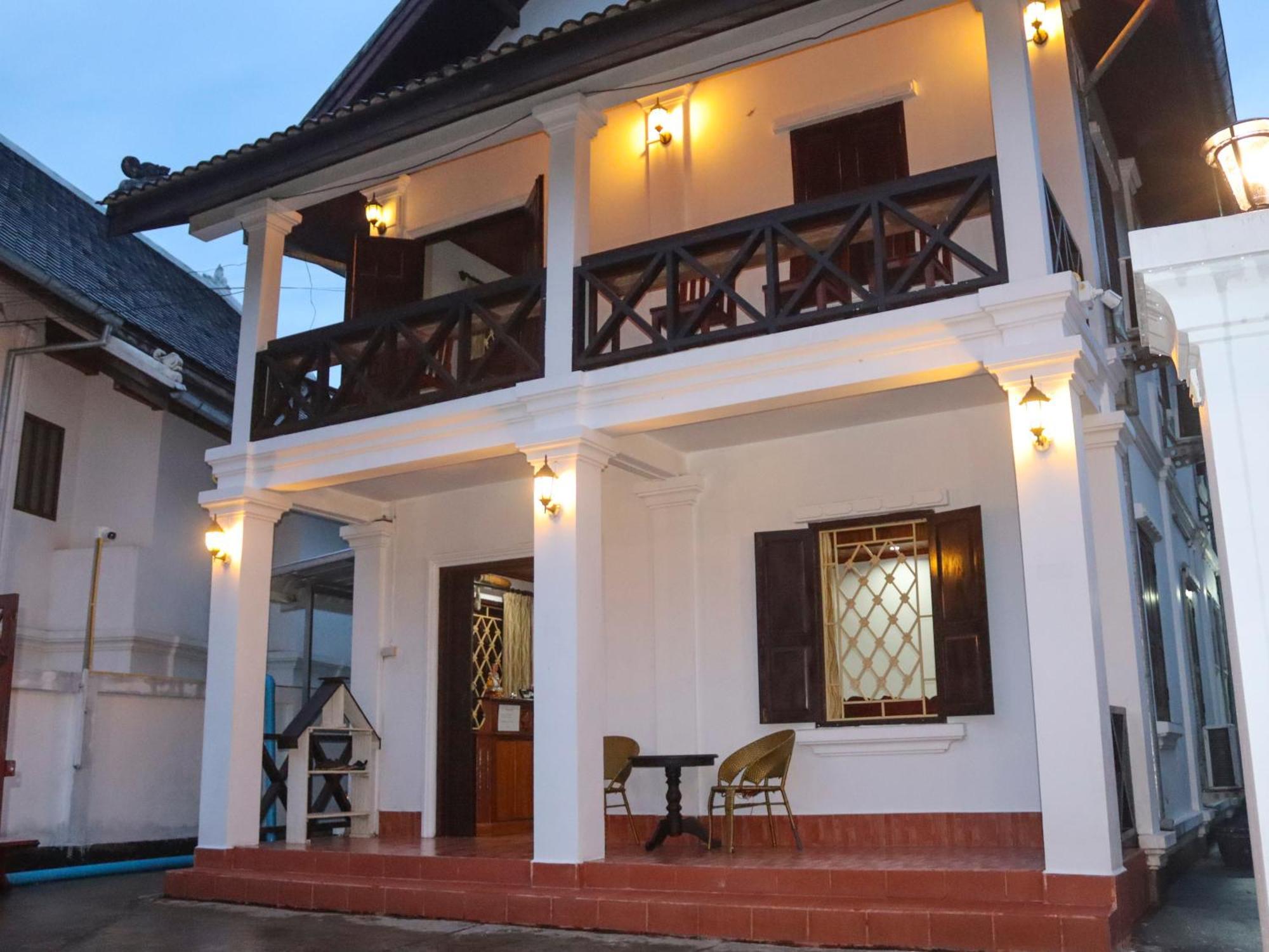 Nirasim Villa Luang Prabang Exteriör bild