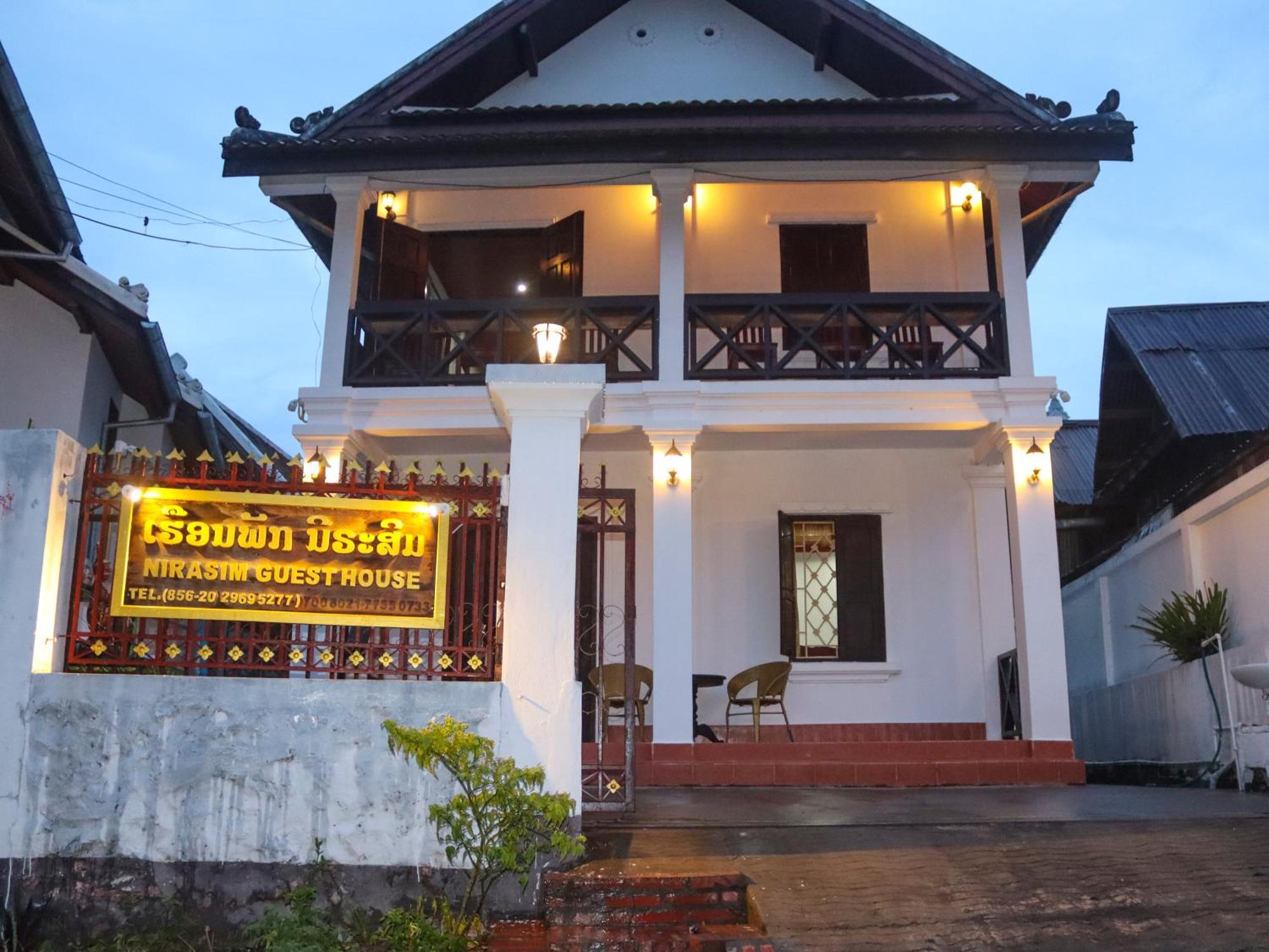 Nirasim Villa Luang Prabang Exteriör bild