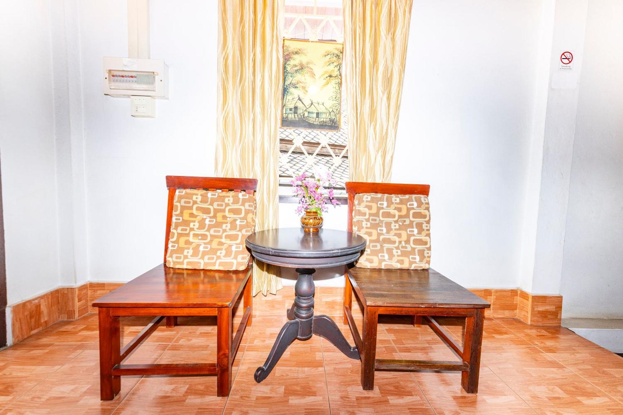 Nirasim Villa Luang Prabang Exteriör bild
